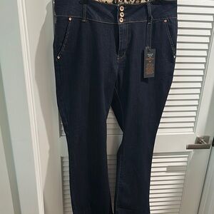 NWT Sandpiper Premium Blue Stretchy Bootcut Denim w/two front/two back pockets.